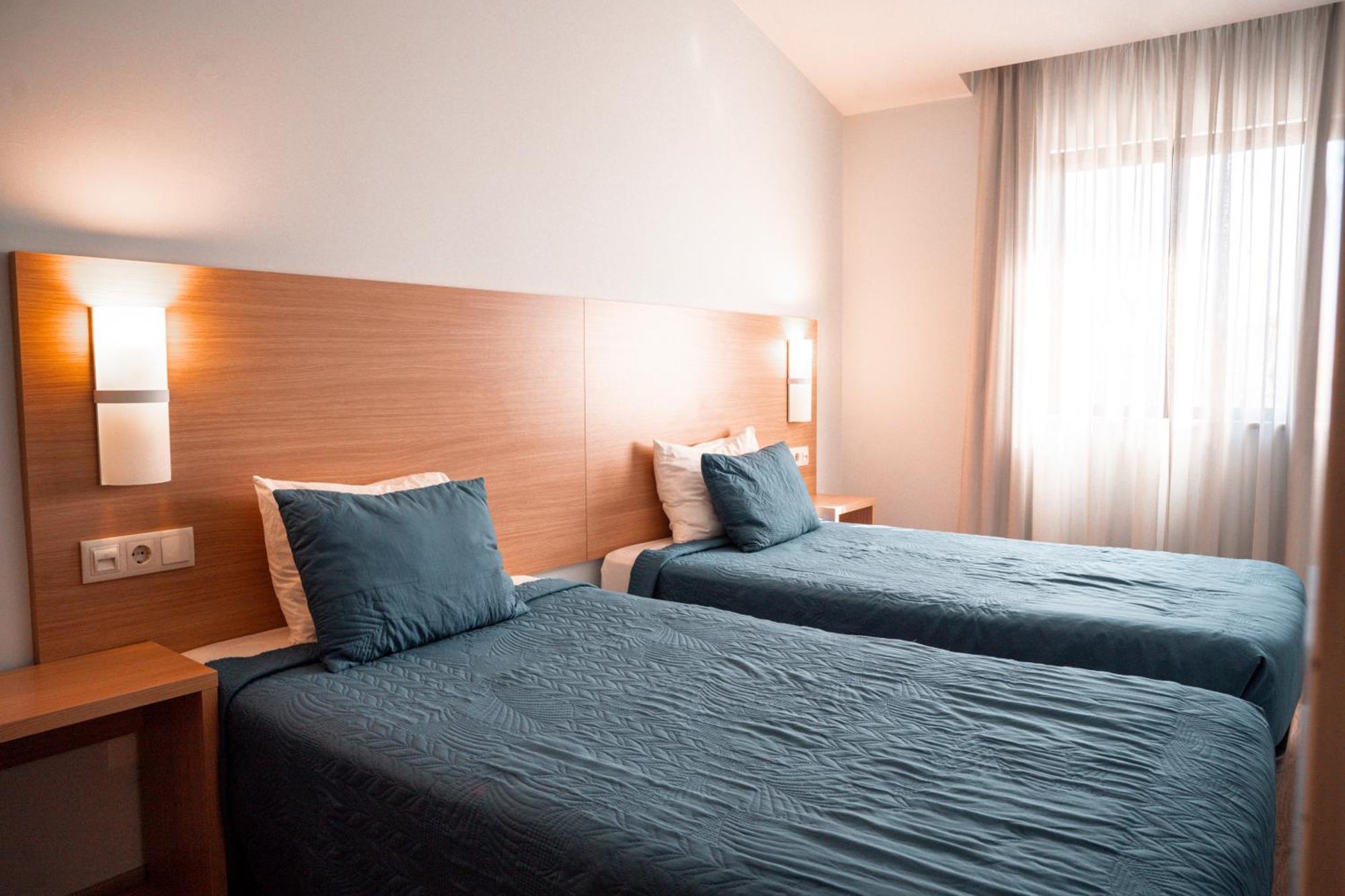 Apartamentos Honorio - Pool And Garden Виламура Экстерьер фото